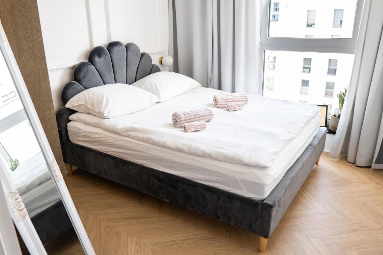 Old Town Gem Designer Apartment - Centre Location - Families - Remote Work Gdansk Exterior photo